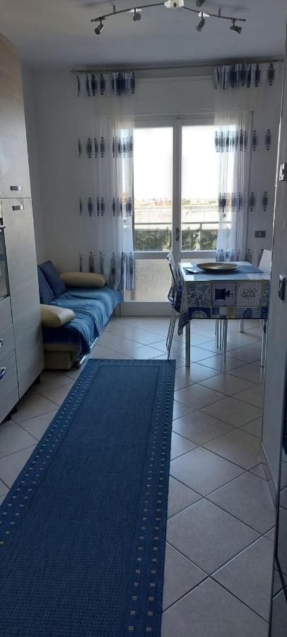 Appartamento In Sottomarina Di คิออกเจีย ภายนอก รูปภาพ